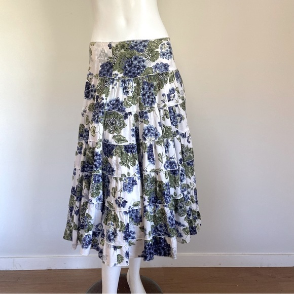 drop dead gorgeous Dresses & Skirts - Pretty blue floral tiered skirt by Drop Dead Gorgeous Size 10